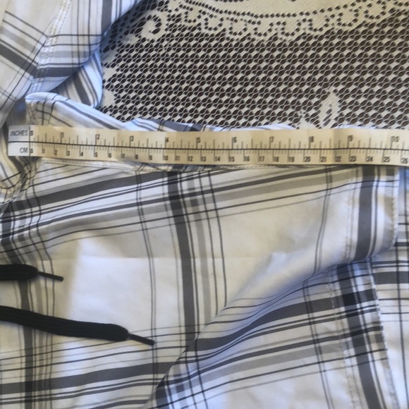 Old Navy NWT Lg Board Shorts velcro fly Net lining ❤️for lower price & shipping - Picture 7 of 8